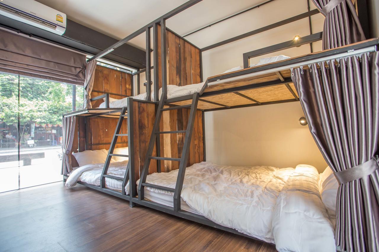 Sleep With You - Hatch Co-Living And Co-Working Space เชียงใหม่ ภายนอก รูปภาพ