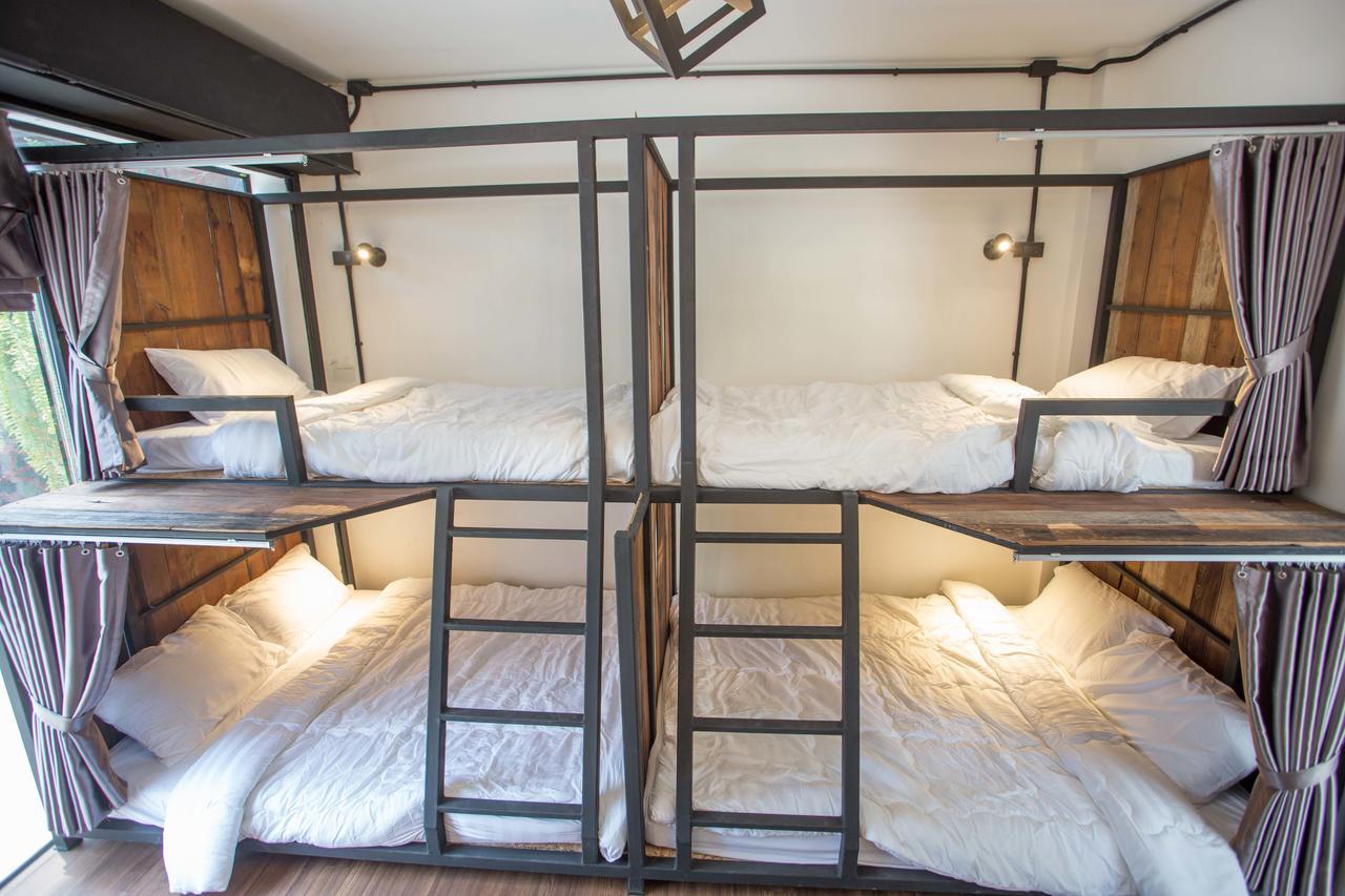 Sleep With You - Hatch Co-Living And Co-Working Space เชียงใหม่ ภายนอก รูปภาพ