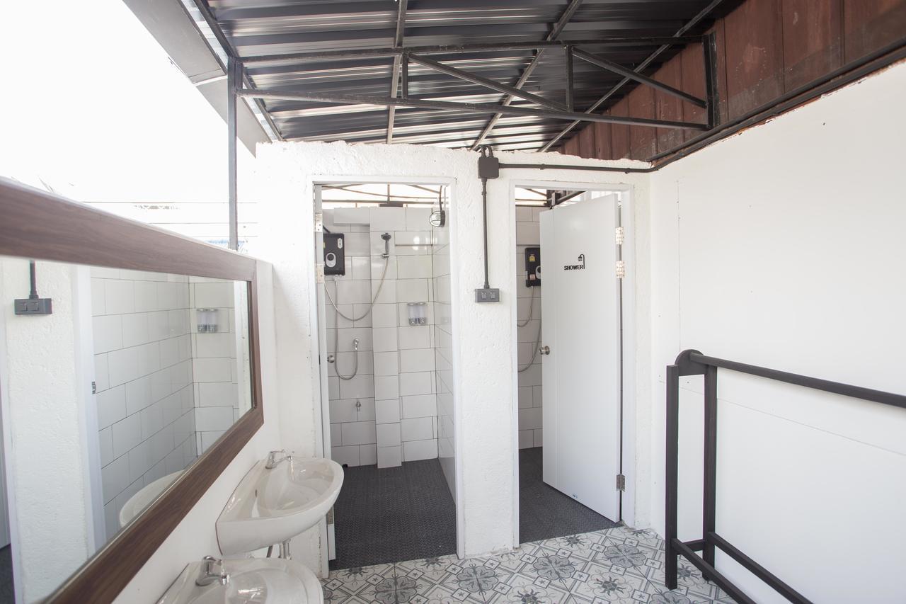 Sleep With You - Hatch Co-Living And Co-Working Space เชียงใหม่ ภายนอก รูปภาพ