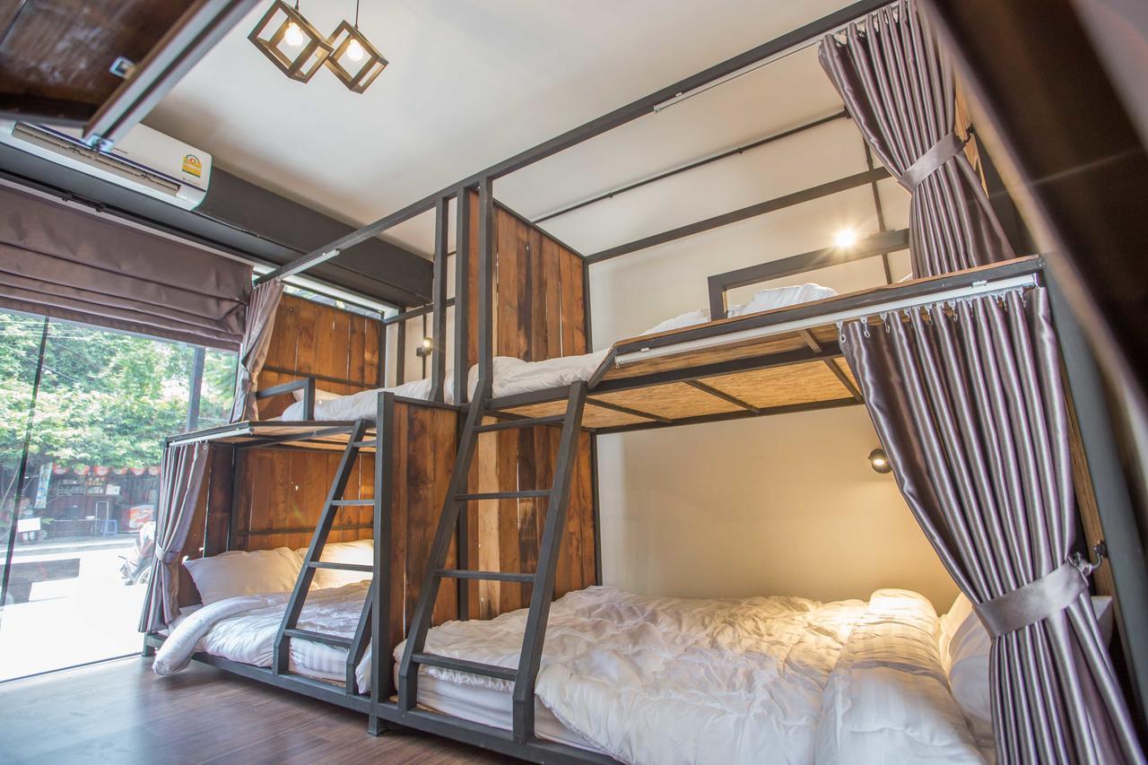 Sleep With You - Hatch Co-Living And Co-Working Space เชียงใหม่ ภายนอก รูปภาพ