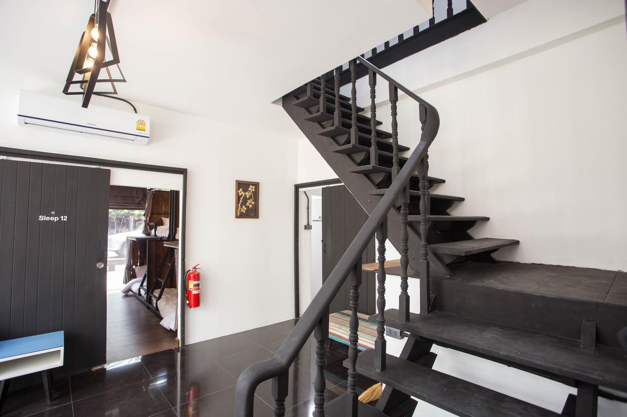 Sleep With You - Hatch Co-Living And Co-Working Space เชียงใหม่ ภายนอก รูปภาพ