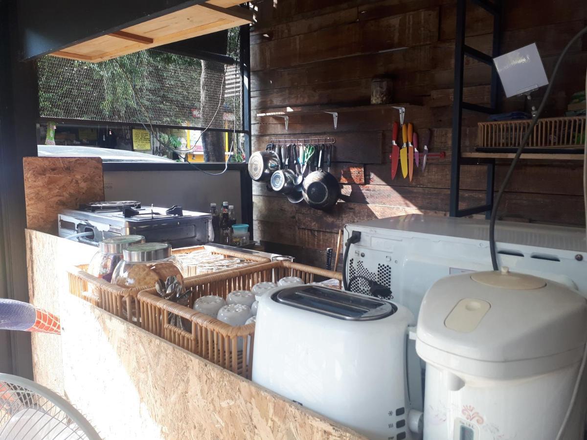 Sleep With You - Hatch Co-Living And Co-Working Space เชียงใหม่ ภายนอก รูปภาพ