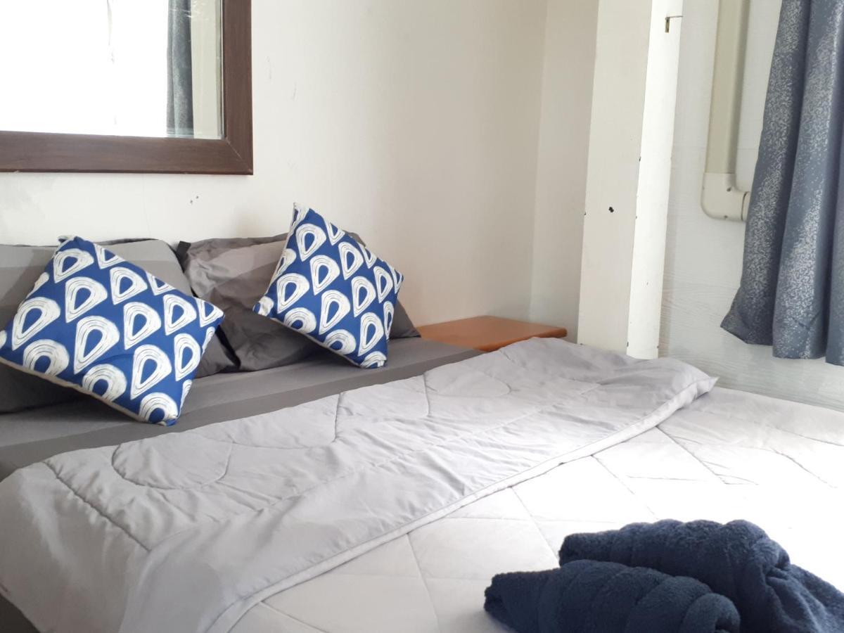 Sleep With You - Hatch Co-Living And Co-Working Space เชียงใหม่ ภายนอก รูปภาพ